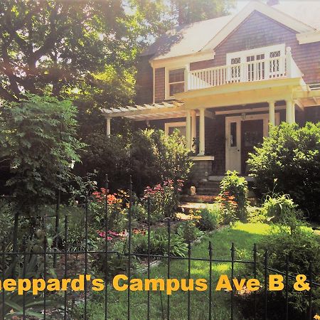 Sheppard'S Campus B&B Kingston ภายนอก รูปภาพ